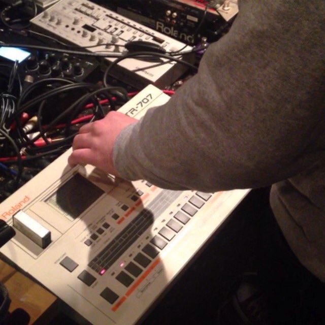 ni-sui vol.4: 303&707サウンドに揺れる会場